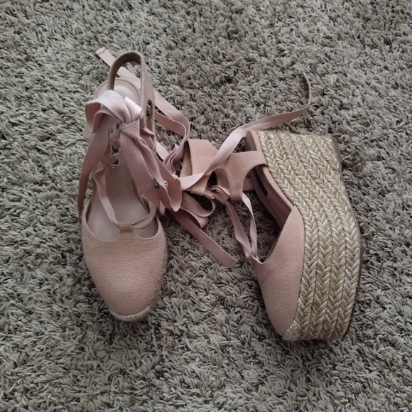 Stuart Weitzmen Canvas Espadrille Wedge lace up pink Sandals 37/6,5 - Picture 3 of 9